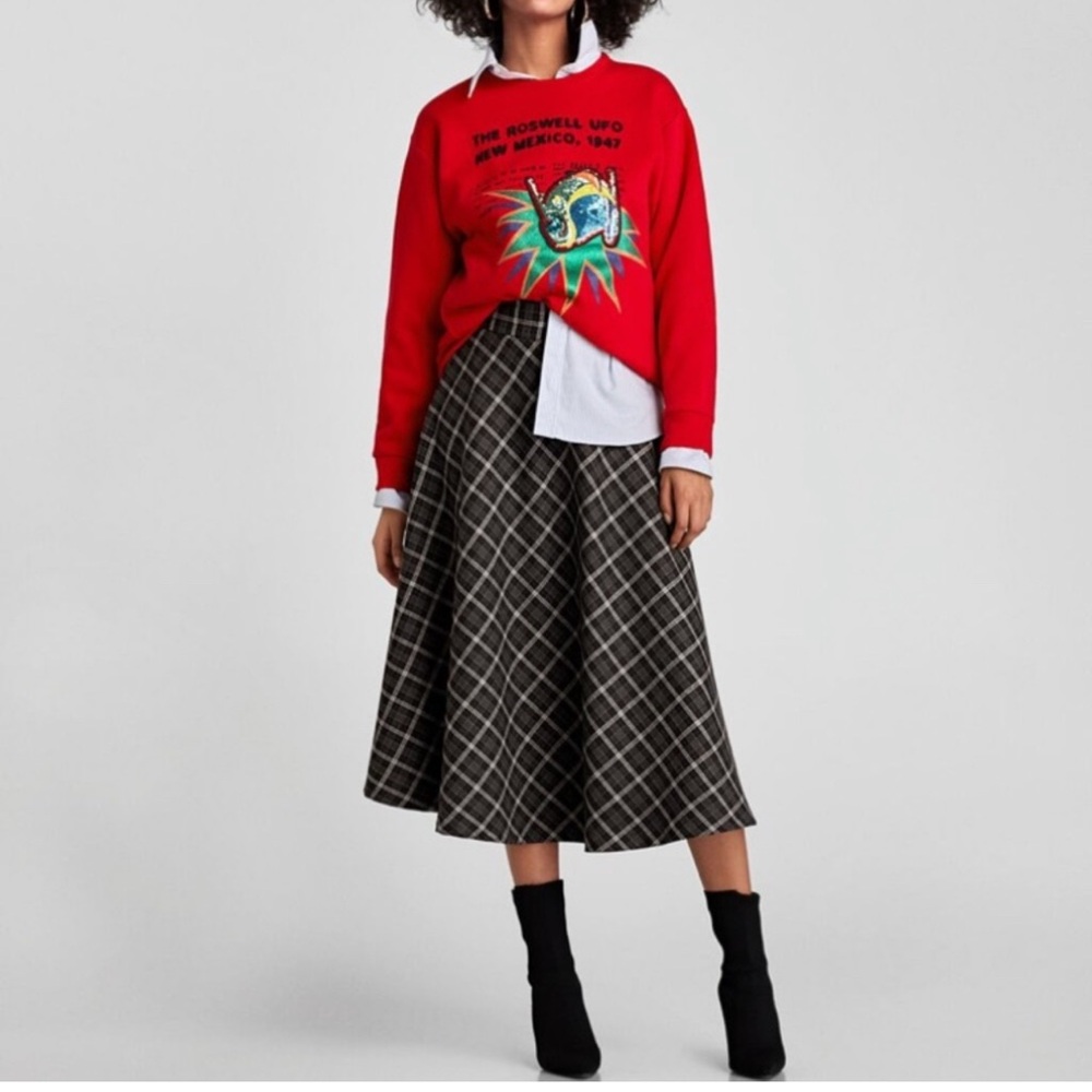 NEW ZARA Woman Tartan Midi Skirt